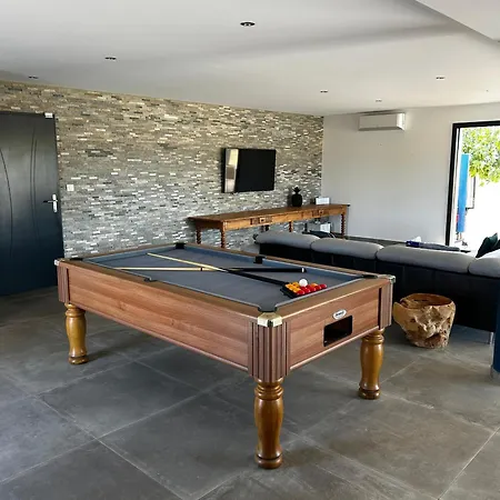 Villa 8-10 Pers, 4
